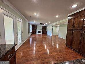 5th image of 4895 Evergreen Valley Way