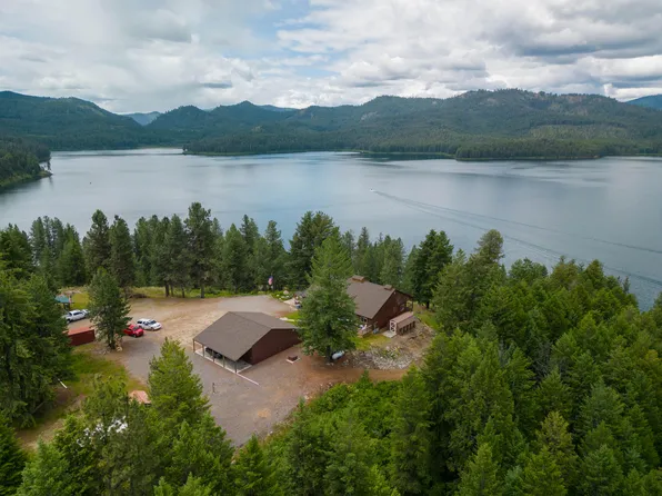 50 Tillamook Dr, Inchelium, WA 99138