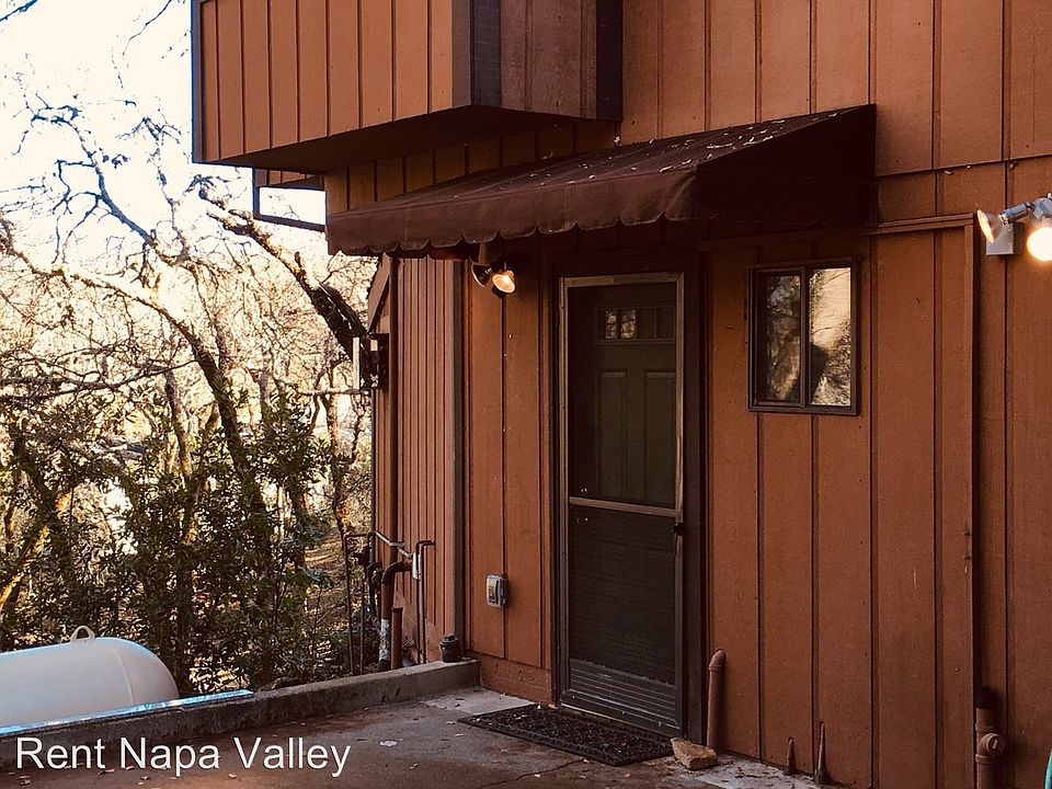 1st image of 3085 Saint Helena Hwy