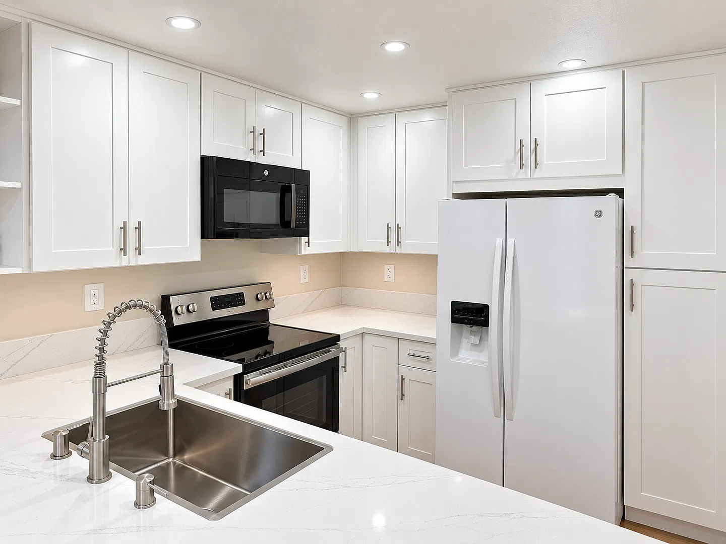 Townhome For Rent In Carmichael, Ca — Photo 2