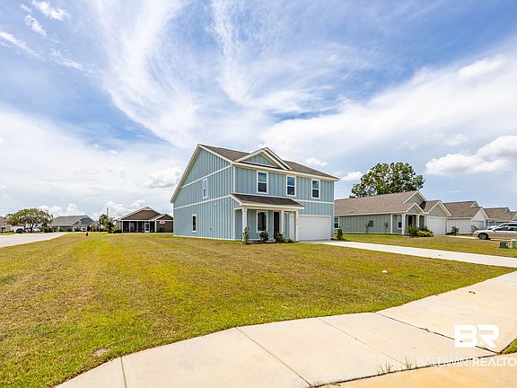 3rd image of 16978 Valencia Way