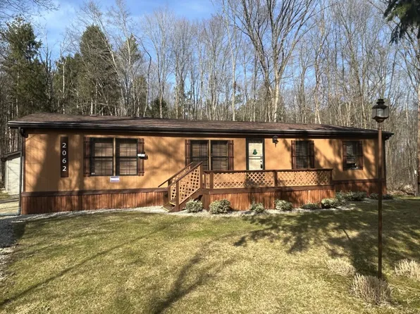 2062 Erin Ave, Linesville, PA 16424