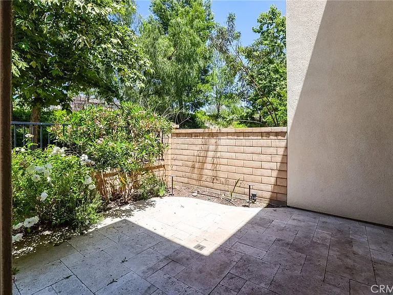 216 Finch — Photo 31