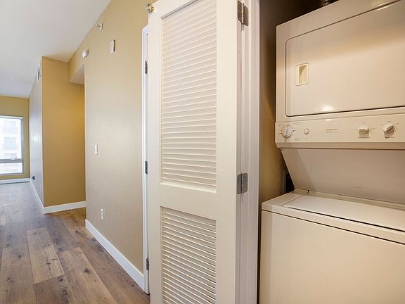 4th image of 450 J St Unit 6141
