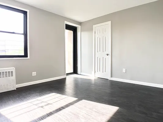 Rented by Bruma Realty LLC | media 15