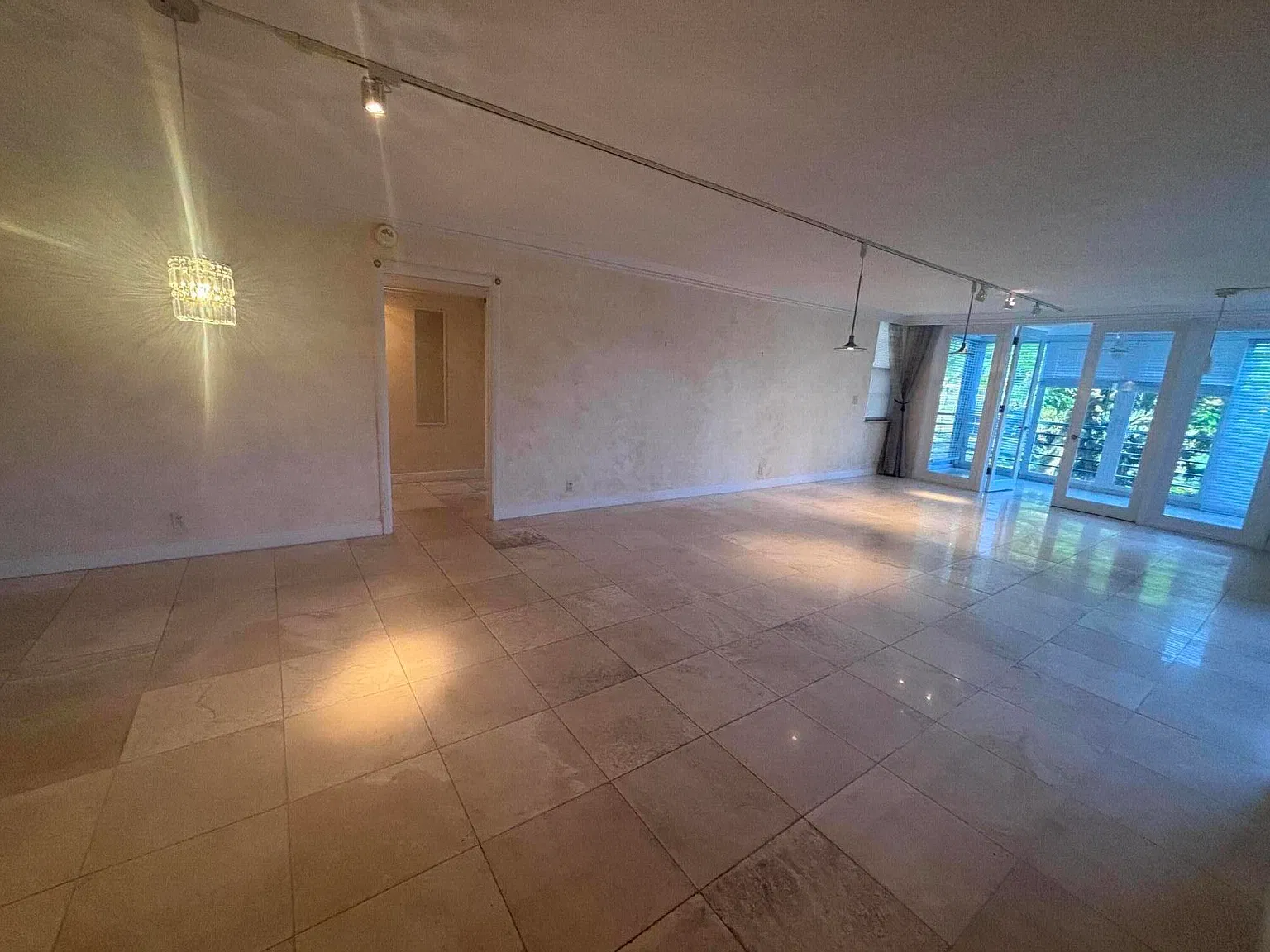 2 bed, 2.5 bath, 1620 sqft, $2,500 — Photo 1