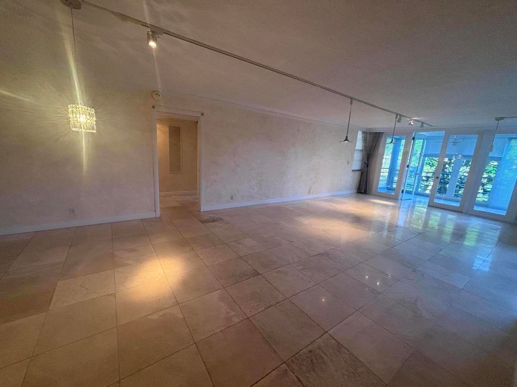806 Cypress Grove Ln APT 209, Pompano Beach