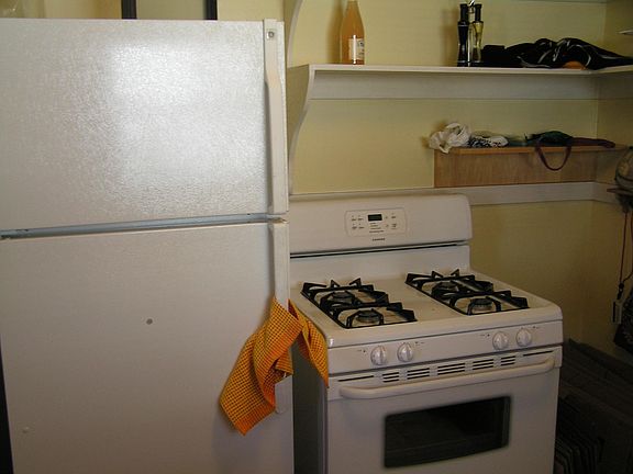 4th image of 93 S Pearl St #1