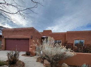402 Coyote Canyon Dr, Gallup, NM 87301