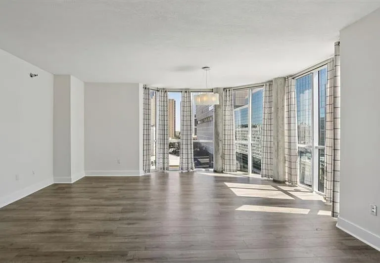 285 Centennial Olympic Park Dr NW #1108 — Photo 2