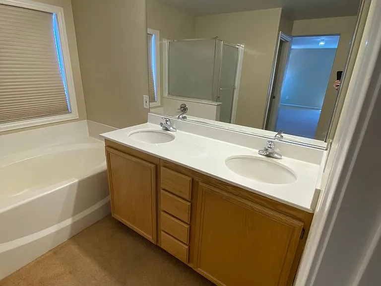 757 La Tosca St — Photo 9