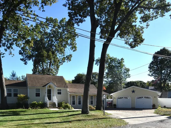 1122 S Fairview St, Riverside, NJ 08075