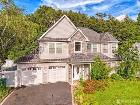 15 Altamont Rd