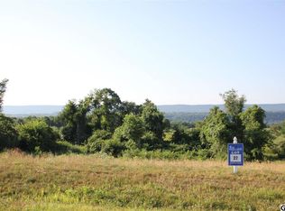 27 Pinetree Dr, Duncannon, PA 17020