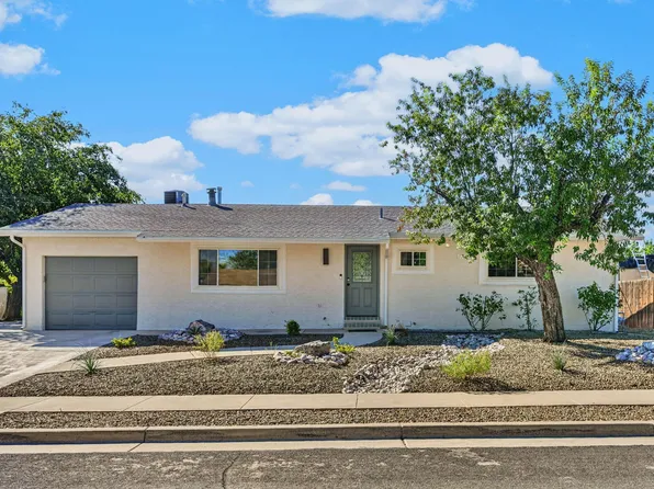 351 N Saguaro Dr, Washington, UT 84780