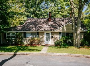 30 Crescent Dr, New Providence, NJ 07974