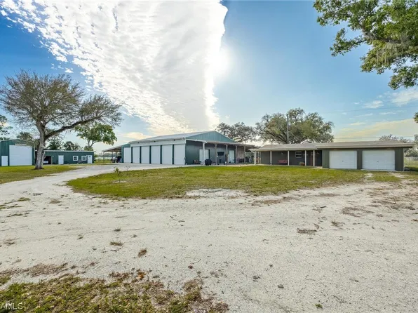 1305 Jacks Ln, Fort Denaud, FL 33935