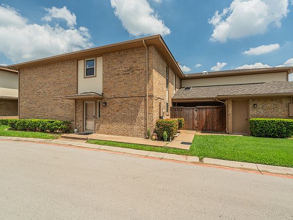 2nd image of 1 Rockwood Cir