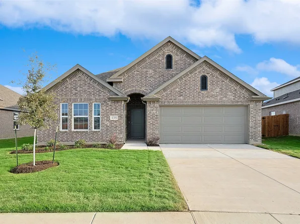 135 Patrick Henry Dr, Venus, TX 76084