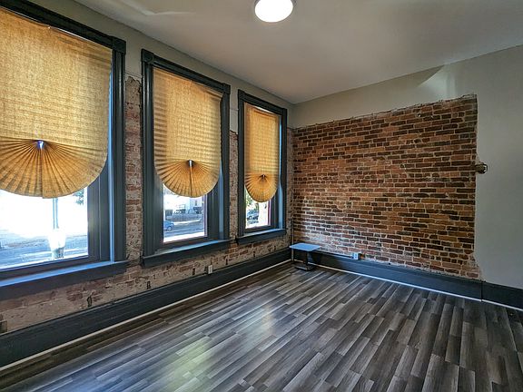 5th image of 404 W Broad St APT 201