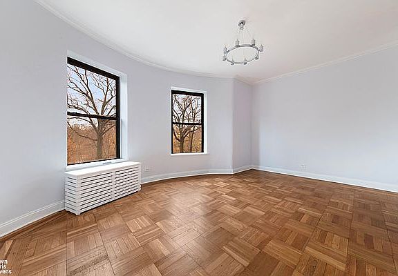 4th image of 418 Central Park W APT 28