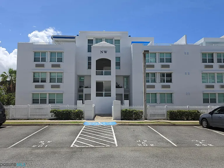 Sunset Vil The Ocean Club At Seven Sea #NW 101 — Photo 1