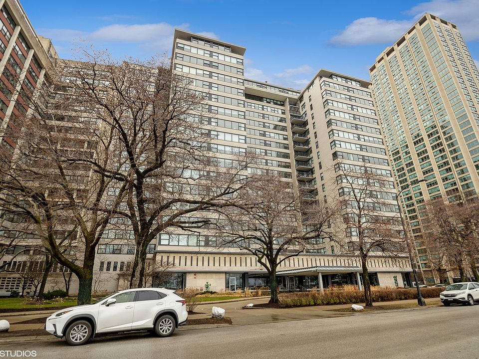 1st image of 3440 N Lake Shore Dr APT 9G