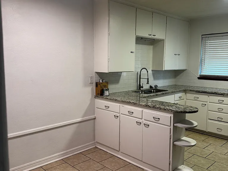 1201 SW 11th Ave #4 — Photo 15