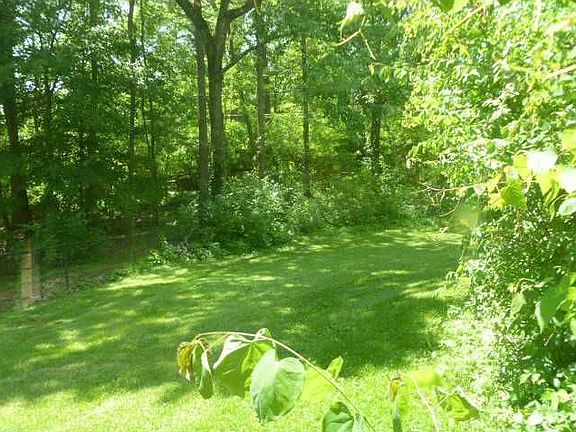 2nd image of 8935 McIlvain Dr
