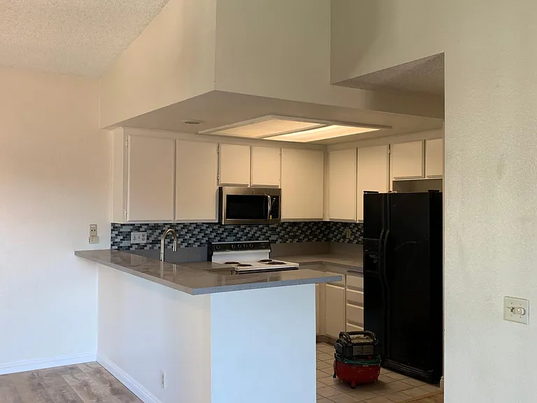2425 Cranston Dr #202 — Photo 13