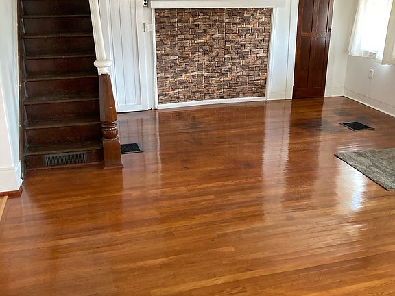 4th image of 445 5th St