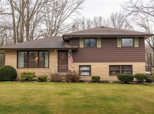 1928 Hawthorne Ave, Stow, OH 44224