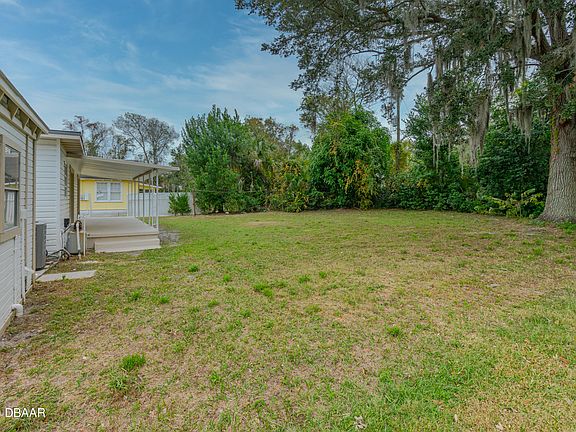 5th image of 729 Daytona Ave