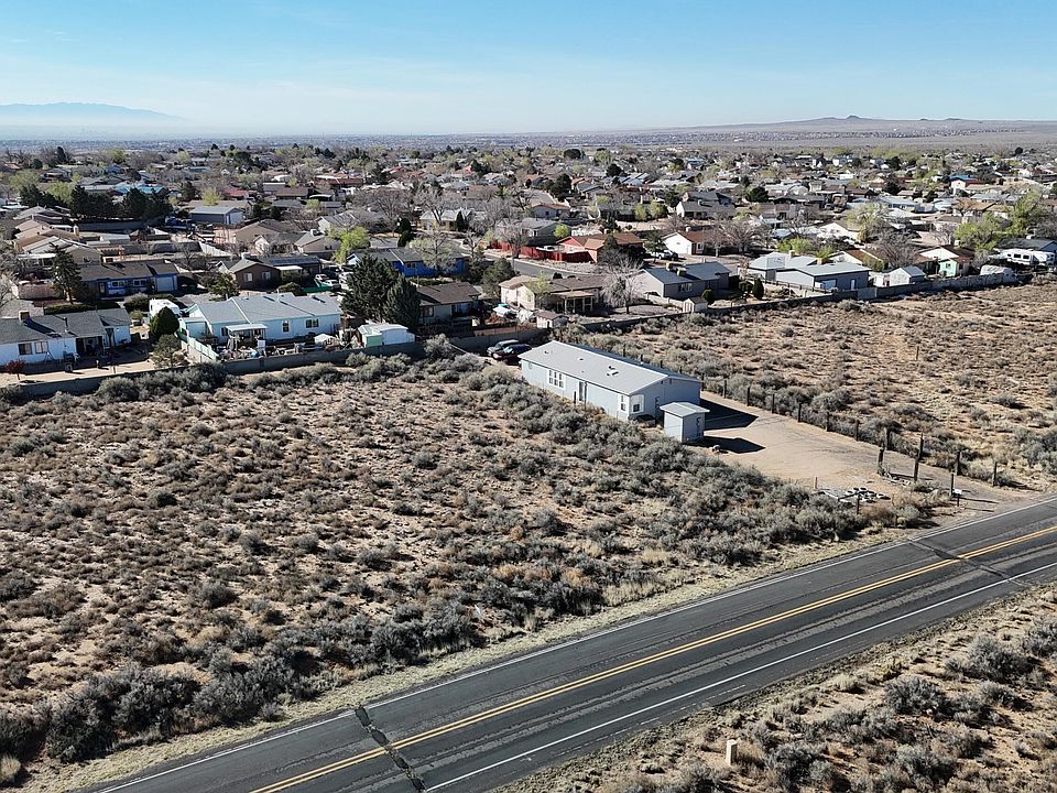 1st image of 504 Tulip Rd SE