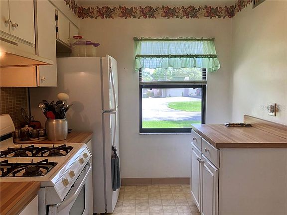 5th image of 2954 Feather Dr #69-F
