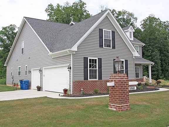 2nd image of 1068 Flint Dr