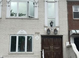 20-42 26th St #1, Astoria, NY 11105