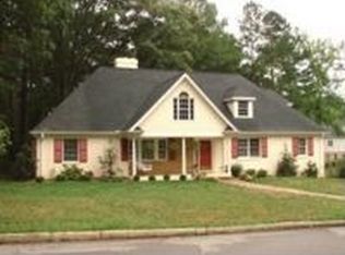 3421 Cherry Ln, Raleigh, NC 27607