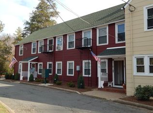 90 Scotch Rd, Ewing, NJ 08628