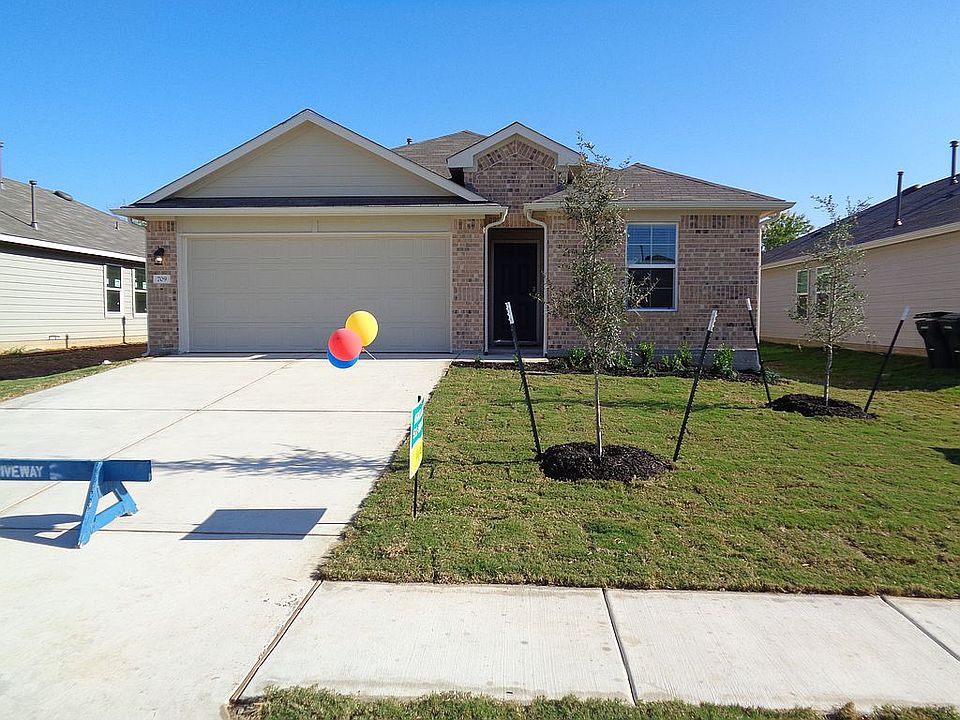 1st image of 709 Adlerway Dr