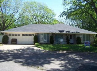 1915 Tremont Ct, Arlington, TX 76015