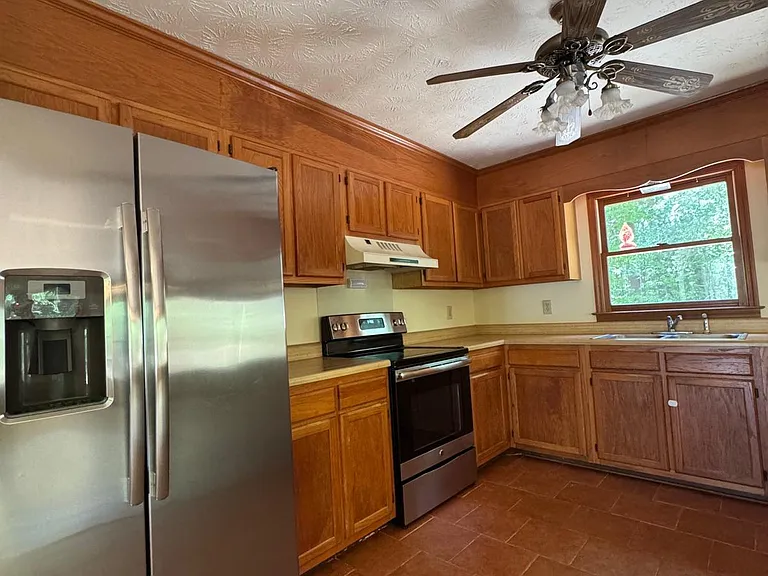 573 Ellis Rd — Photo 11