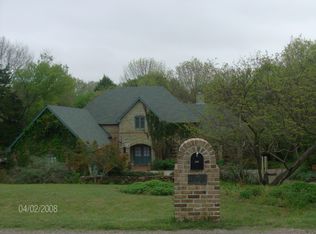 407 Ovilla Oaks Dr, Red Oak, TX 75154