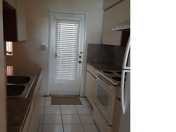 2nd image of 2345 NW 28th St