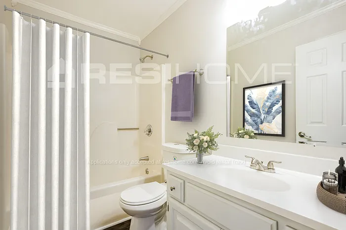 112 Lancaster Ct — Photo 12