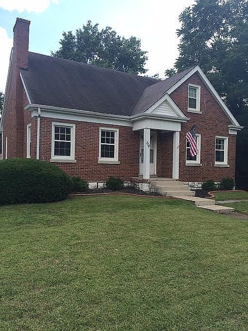 1st image of 214 Waller Ave