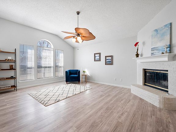 5th image of 4162 N Coral Springs Dr