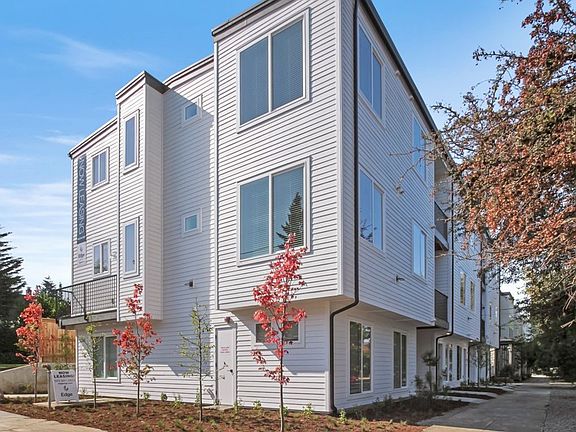 2nd image of 5881 N Montana Ave #204