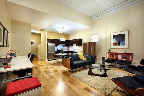 Division Park Apartments Photo 1