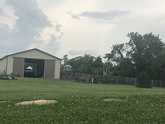 4th image of 4701 Chiles Hwy